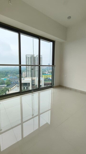 Room in 3 BHK Apartment at Ruparel Orion, Chembur – for Rent