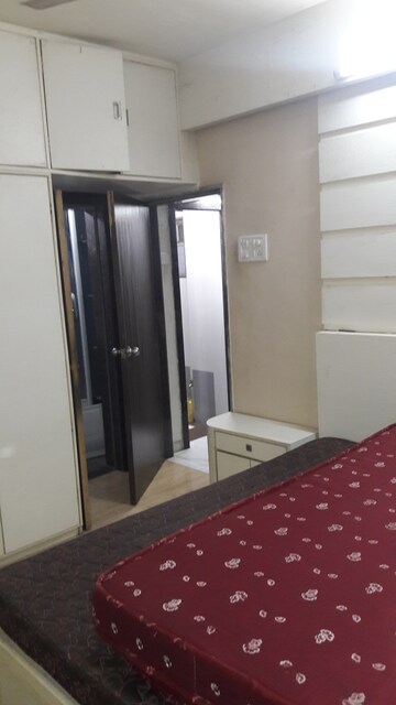Room in 2 BHK Apartment at New Dindoshi Hill View, Goregaon East – for Rent