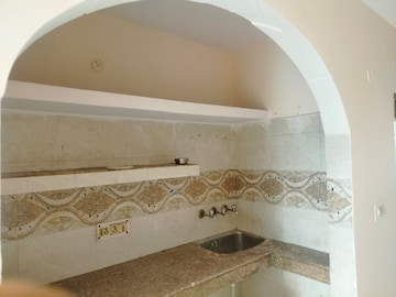Furnished Amenities in 2 BHK Builder Floor at Rohini Sector 15 – for Rent