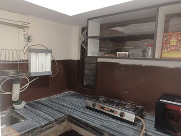 Master Bedroom in 1 BHK Builder Floor at Rohini Sector 18 – for Rent