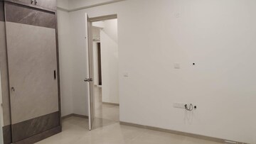 Room in 2 BHK Builder Floor at Hsr Layout – for Rent