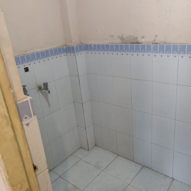 Bathroom, m2-chs 1 Bedroom 652 Sq.Ft. Apartment In Sion Mumbai 7927050