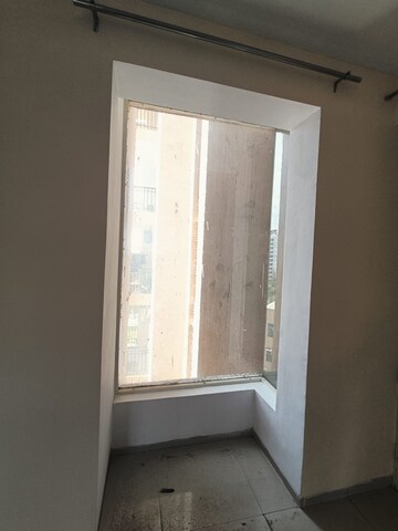 Room in 3 BHK Apartment at Sushma Elite Cross, Dhakoli Village – for Sale