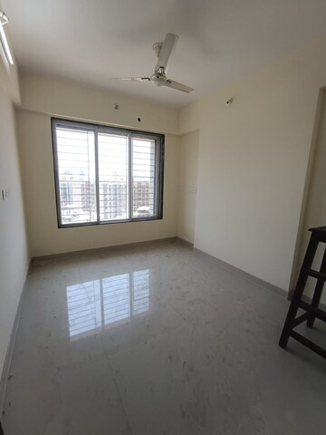 Room in 2 BHK Apartment at Yogi Ajmera Bliss, Kalyan West – for Rent