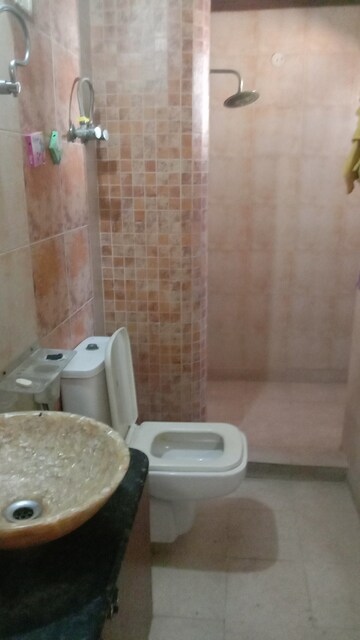 Bathroom in 6+ BHK Independent House at Patel Nagar 3 – for Sale