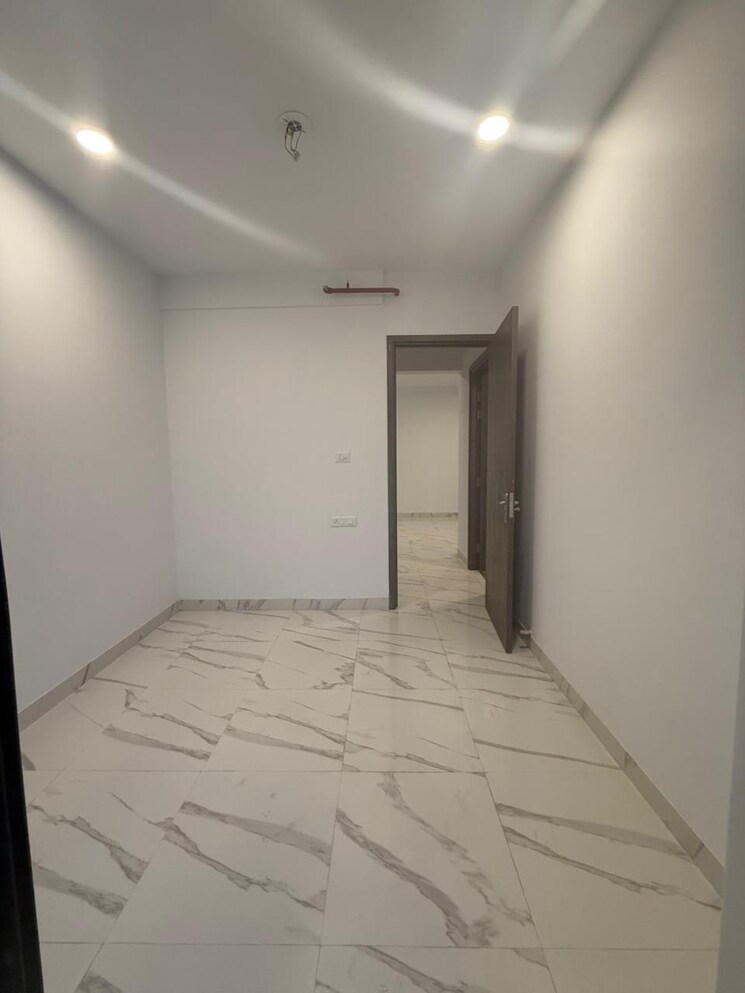 Room, risland-the-icon 2 Bedroom 775 Sq.Ft. Apartment In Dhokali Thane 7927160