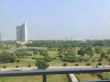 Master Bedroom in 3.5 BHK Apartment at Jaypee Kalypso Court, Sector 128 – for Sale