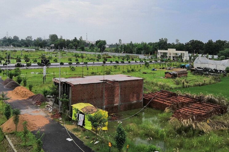 Garden, wing-lucknow-greens-plots  2450 Sq.Ft. Plot In Sultanpur Road Lucknow 7927202