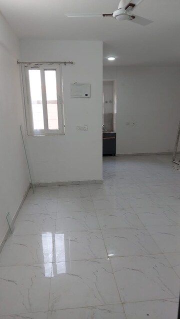 Room in 2 BHK Apartment at Pivotal Paradise, Sector 62 – for Rent