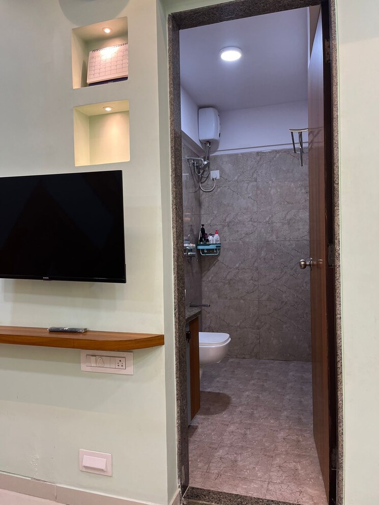 Bathroom, parinee-essence 2 Bedroom 558 Sq.Ft. Apartment In Kandivali West Mumbai 7927235
