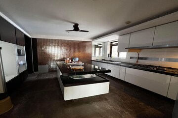 Living Room in 4 BHK Apartment at Lodha The Park, Worli – for Rent