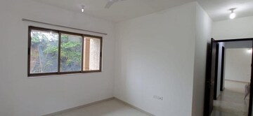 Room in 2 BHK Apartment at Lodha Splendora, Ghodbunder Road – for Sale