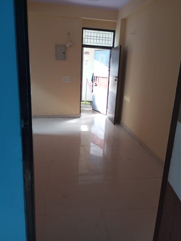 Bathroom in 1.5 BHK Apartment at ABCZ East Avenue, Sector 73 – for Rent