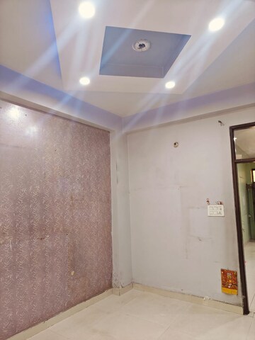 Room in 1.5 BHK Apartment at ABCZ East Avenue, Sector 73 – for Rent