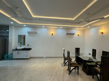 Gym in 2.5 BHK Independent House at RWA Apartments Sector 27, Sector 27 – for Rent