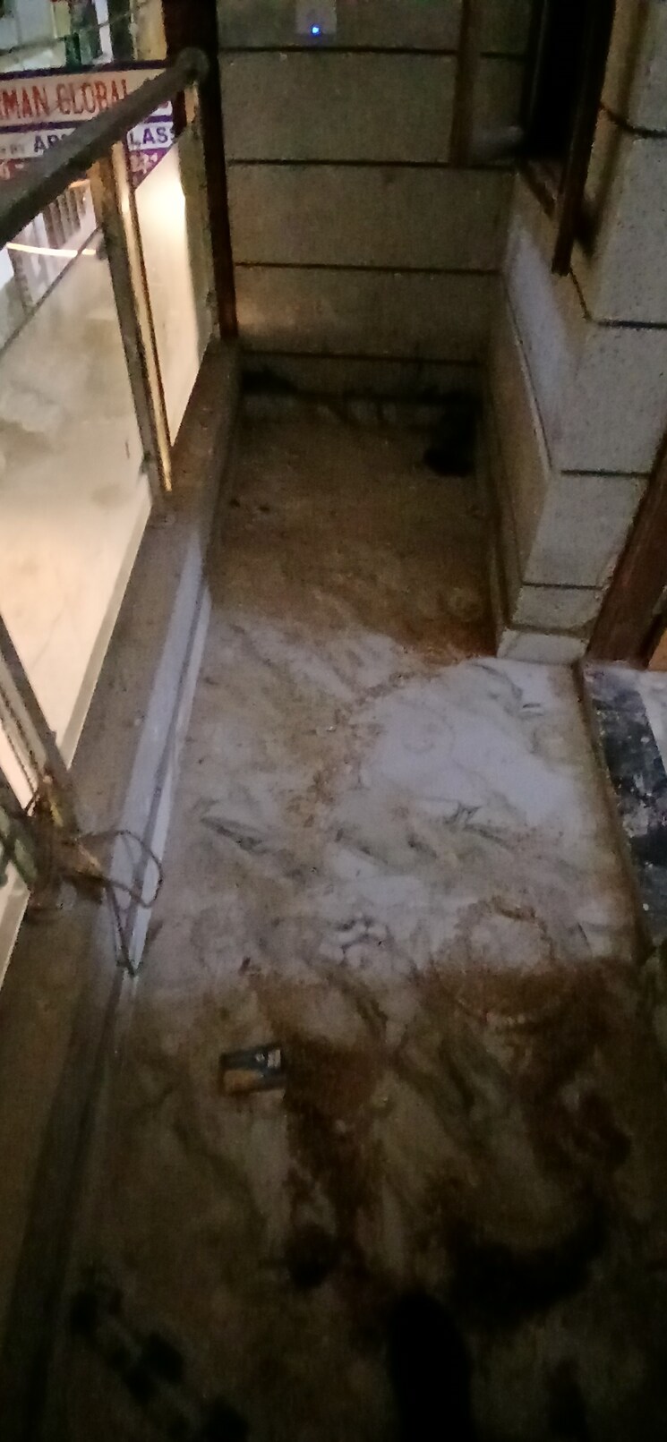 Balcony, jogabai extension 3 Bedroom 900 Sq.Ft. Apartment In Jogabai Extension Delhi 7927398