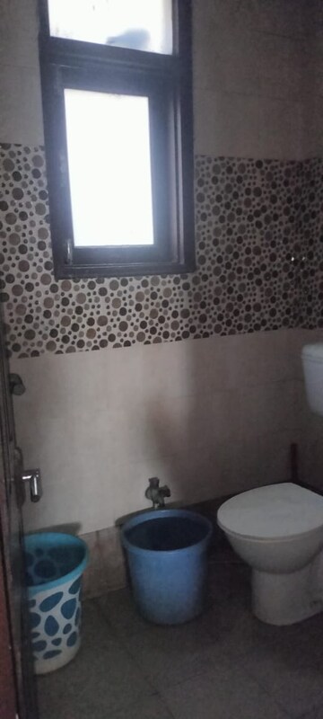Bathroom in 2 BHK Apartment at ABCZ East Avenue, Sector 73 – for Rent