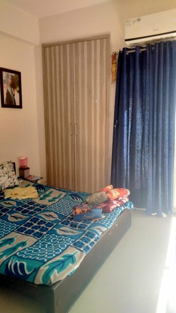 Bedroom in 3 BHK Apartment at Amrapali Silicon City, Sector 76 – for Rent