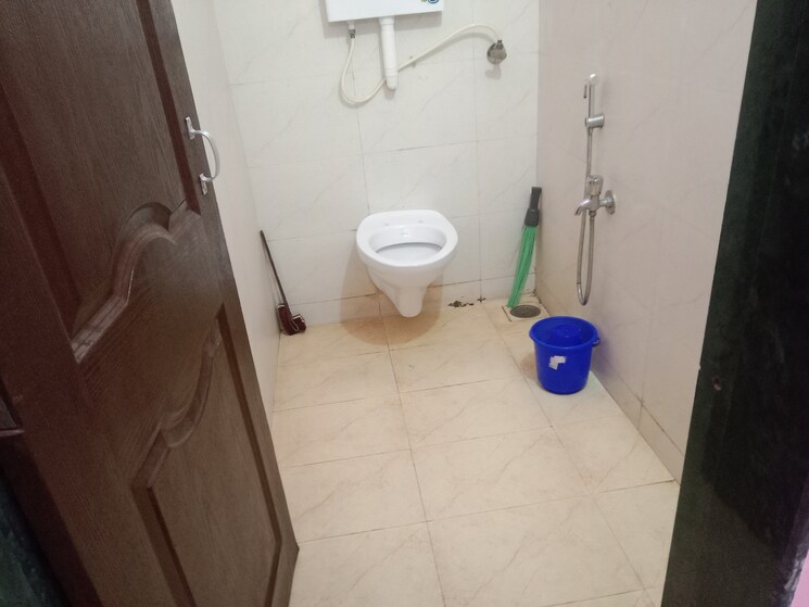 Bathroom, sterling-apartment-sion 1 Bedroom 650 Sq.Ft. Apartment In Sion Mumbai 7927445
