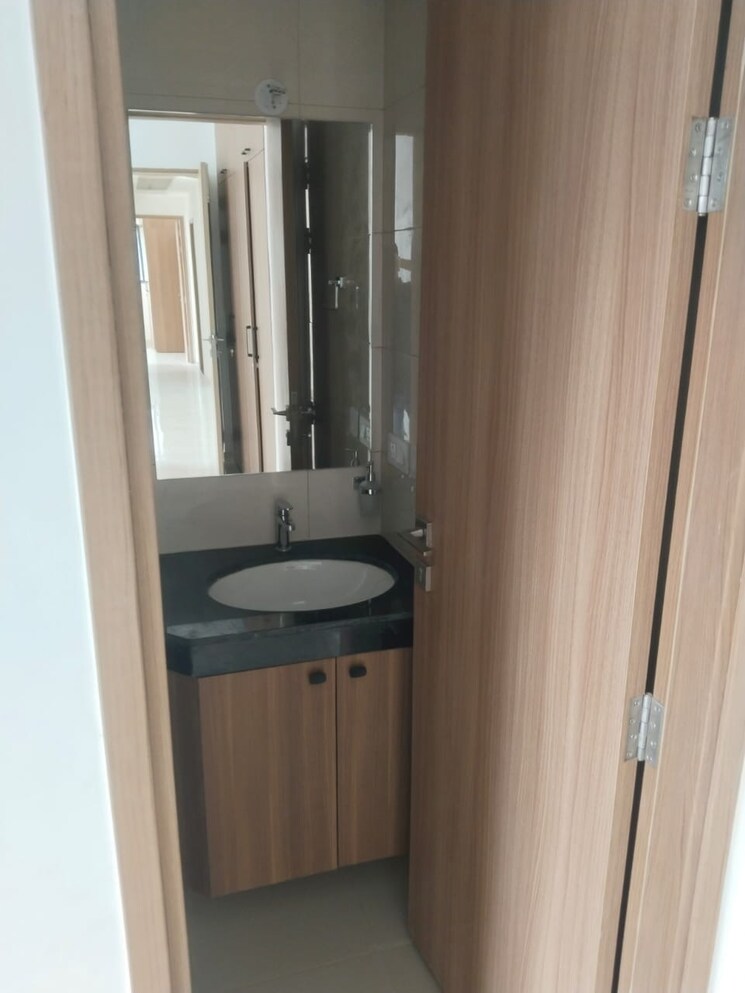 Bathroom, lnt-veridian 1 Bedroom 382 Sq.Ft. Apartment In Powai Mumbai 7927524