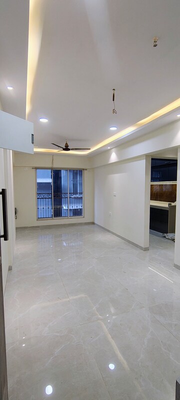 Room in 1 BHK Apartment at Vaibhavlaxmi East Syde, Ghatkopar East – for Rent