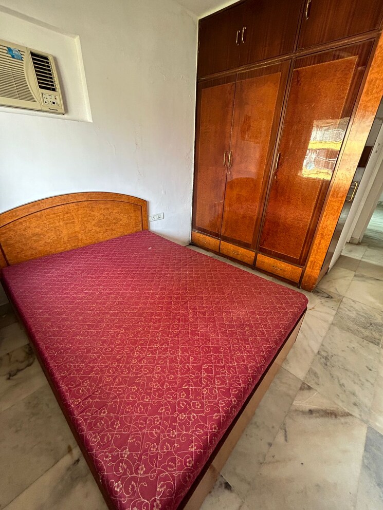 Bedroom, viraj-towers 3 Bedroom 2000 Sq.Ft. Apartment In Bandra West Mumbai 7927600