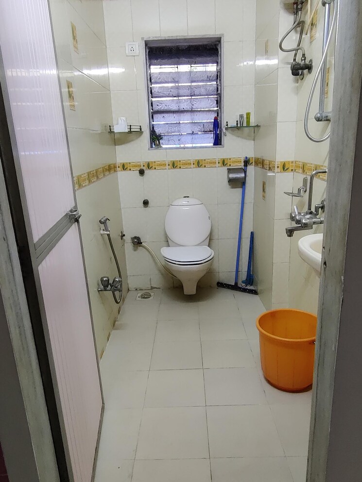 Team Area, st-peters-chs 1 Bedroom 650 Sq.Ft. Apartment In Bandra West Mumbai 7927616