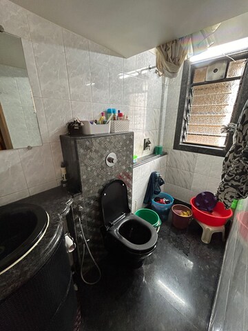 Team Area in 3 BHK Apartment at Heera Apartments, Khar West – for Sale