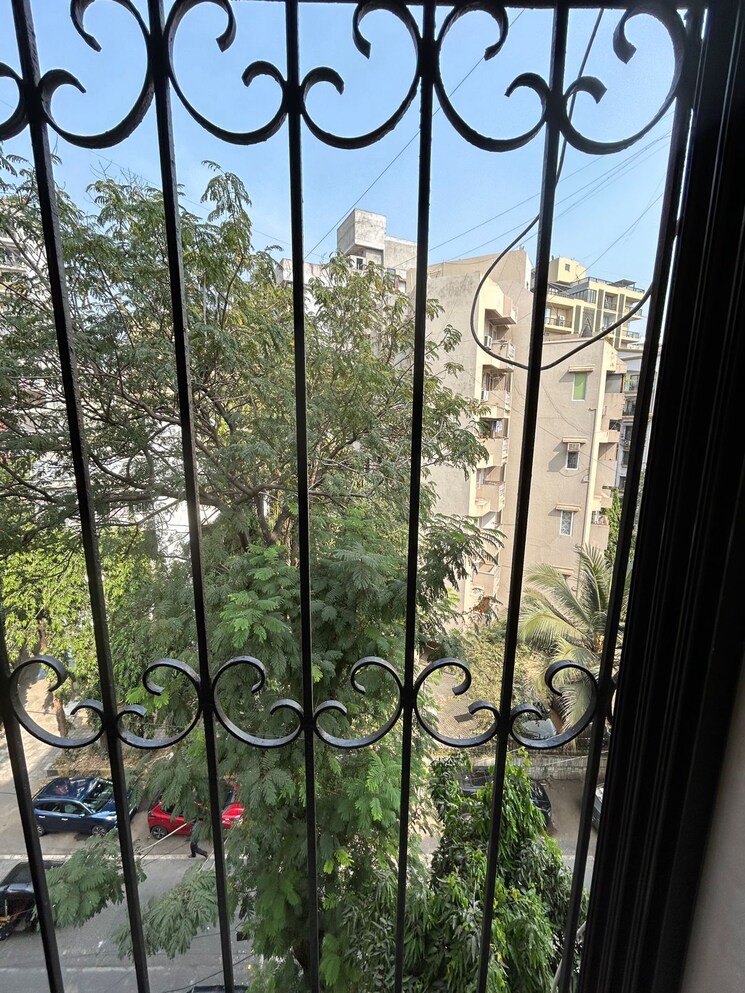Balcony, heera-apartments 3 Bedroom 1300 Sq.Ft. Apartment In Khar West Mumbai 7927620