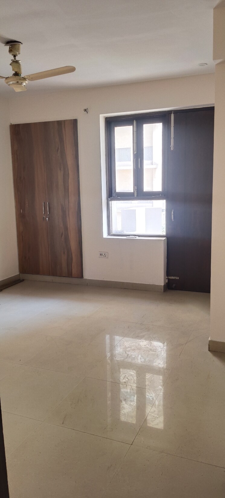 Room, optus-tulip-heights 3 Bedroom 1750 Sq.Ft. Apartment In Sector 11 Faridabad 7927643