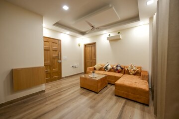Master Bedroom in 1 BHK Builder Floor at Sector 15 ii – for Rent