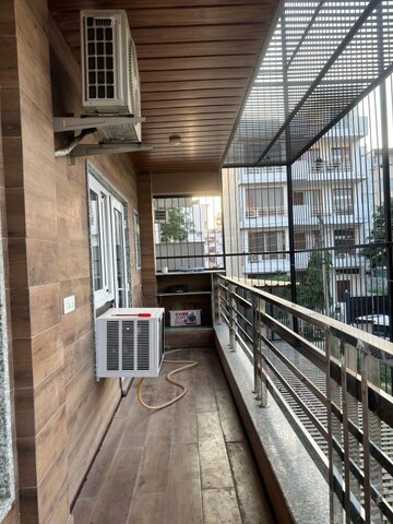 Balcony in 1 BHK Builder Floor at Sector 15 ii – for Rent