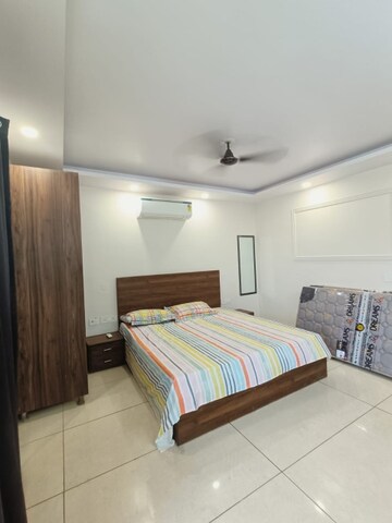 Bedroom in 1 BHK Builder Floor at Sector 38 – for Rent