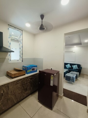 Master Bedroom in 1 BHK Builder Floor at Sector 38 – for Rent