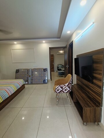 Kitchen in 1 BHK Builder Floor at Sector 38 – for Rent