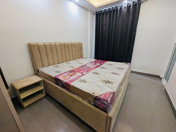 Bedroom in 1 BHK Builder Floor at Sector 41 – for Rent