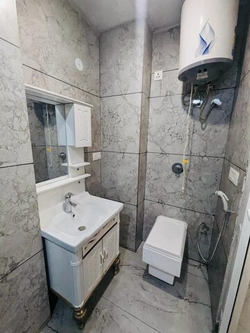Bathroom in 1 BHK Builder Floor at Sector 41 – for Rent