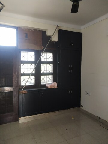 Kitchen in 2 BHK Builder Floor at Jm Orchid, Sector 76 – for Rent