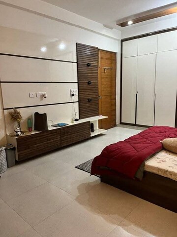 Bedroom in 3 BHK Apartment at Emaar MGF Emerald Hills, Sector 65 – for Rent