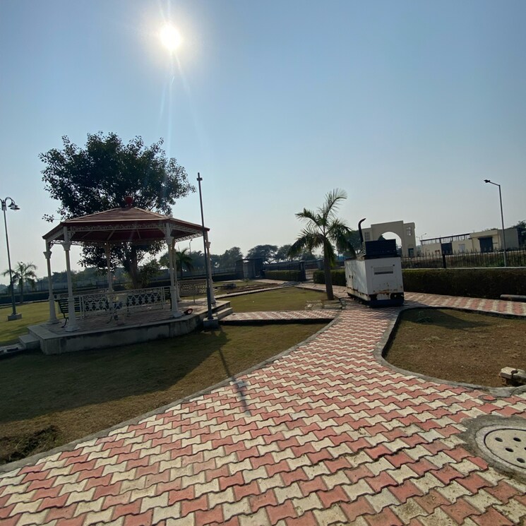 Gym, sector 92  107 Sq.Yd. Plot In Sector 92 Faridabad 7927843