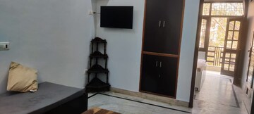 Furnished Amenities in 1 BHK Builder Floor at Ansal Sushant Lok I, Sector 43 – for Rent