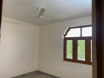 2 BHK Villa For Rent in Tulip Mall Sector 46 Noida  7927964