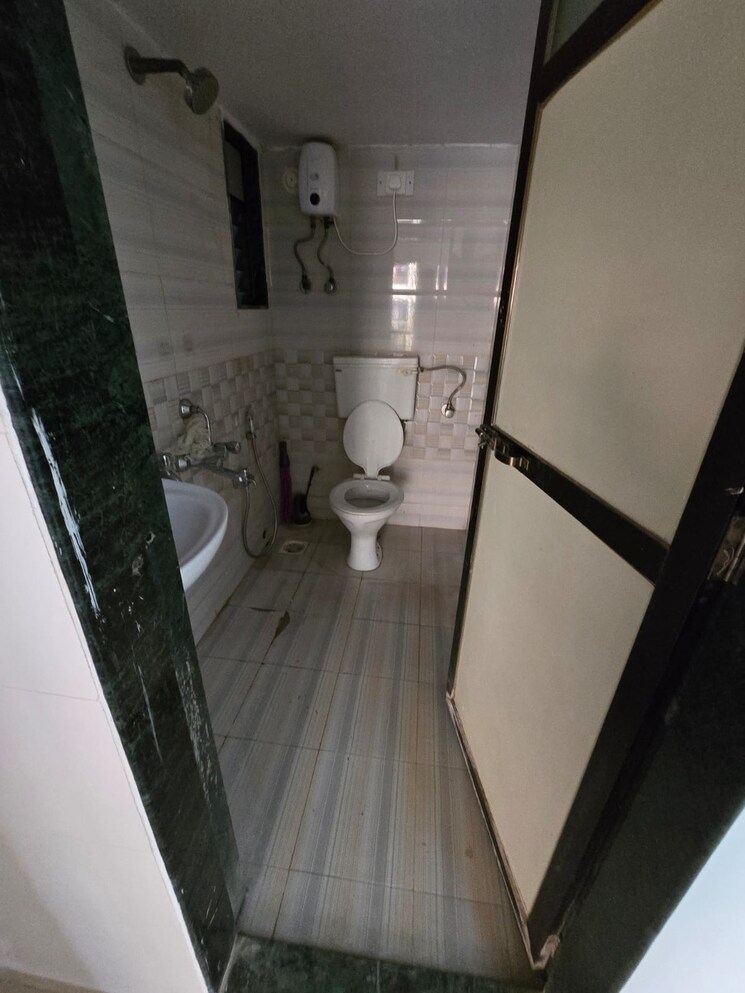 Balcony, vile parle east 1 RK 250 Sq.Ft. Apartment In Vile Parle East Mumbai 7927992