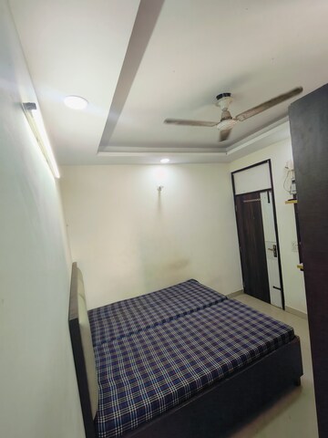 Bedroom in 1 RK Builder Floor at Ansal Sushant Lok I, Sector 43 – for Rent