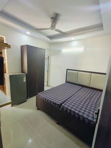 Bedroom in 1 RK Builder Floor at Ansal Sushant Lok I, Sector 43 – for Rent