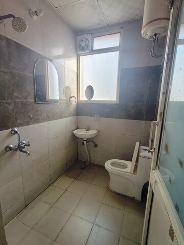 Bathroom in 1 RK Builder Floor at Ansal Sushant Lok I, Sector 43 – for Rent