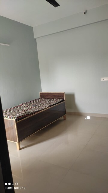 Master Bedroom in 3 BHK Apartment at Gardenia Glamour, Vasundhara Sector 3 – for Sale