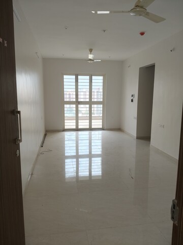 Room in 2 BHK Apartment at Goel Ganga Glitz, Undri – for Rent