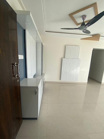 2 BHK Apartment For Resale in Lashkaria Empress Andheri West Mumbai  7928018