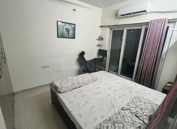 Master Bedroom in 2 BHK Apartment at Acme Ozone, Manpada – for Rent